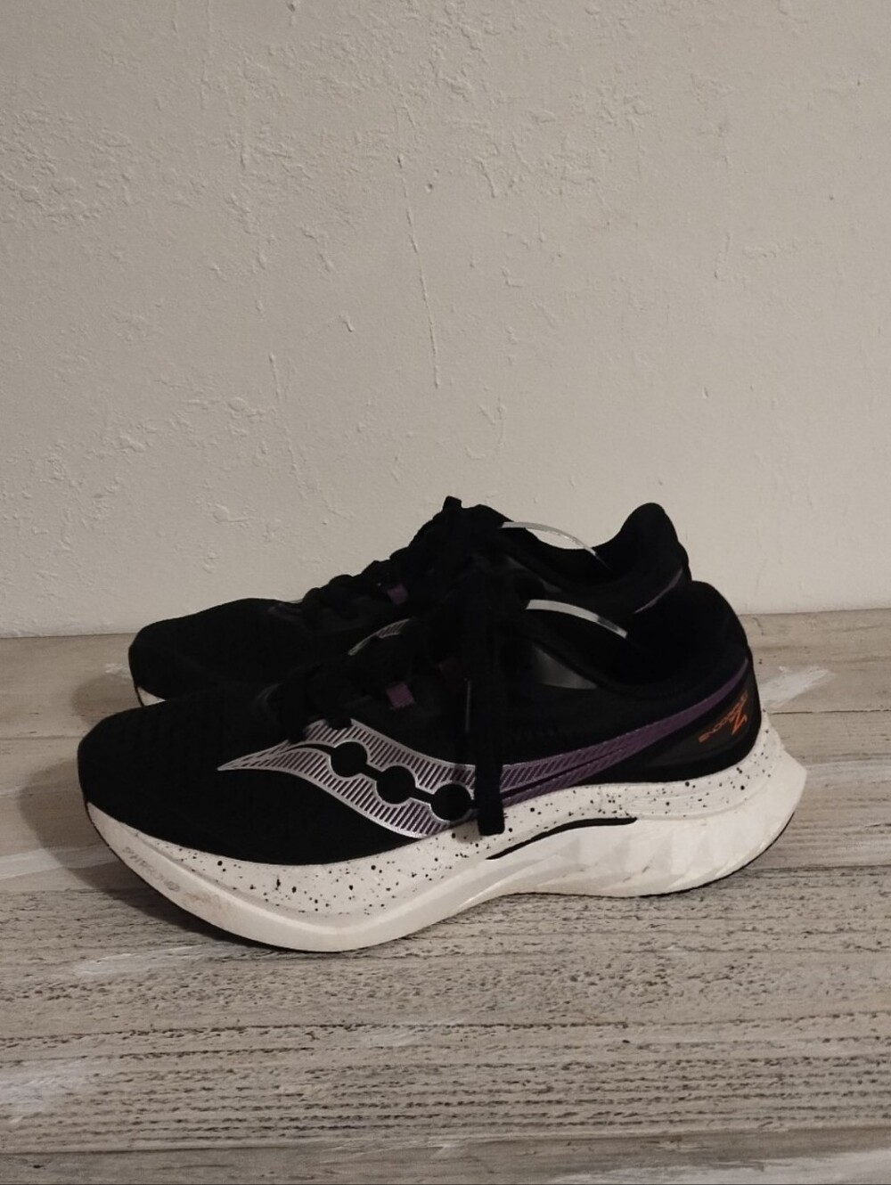 Saucony Endorphin Speed 4 Shoes Womens size 10 Black Running Sneakers S10940-100